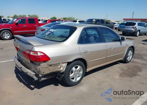 2000 Honda Accord 3.0 Ex z USA, uszkodzony, nr VIN 1HGCG1656YA029169